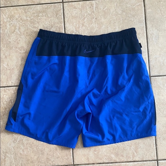 Men’s Nike bathing suit - Picture 2 of 4